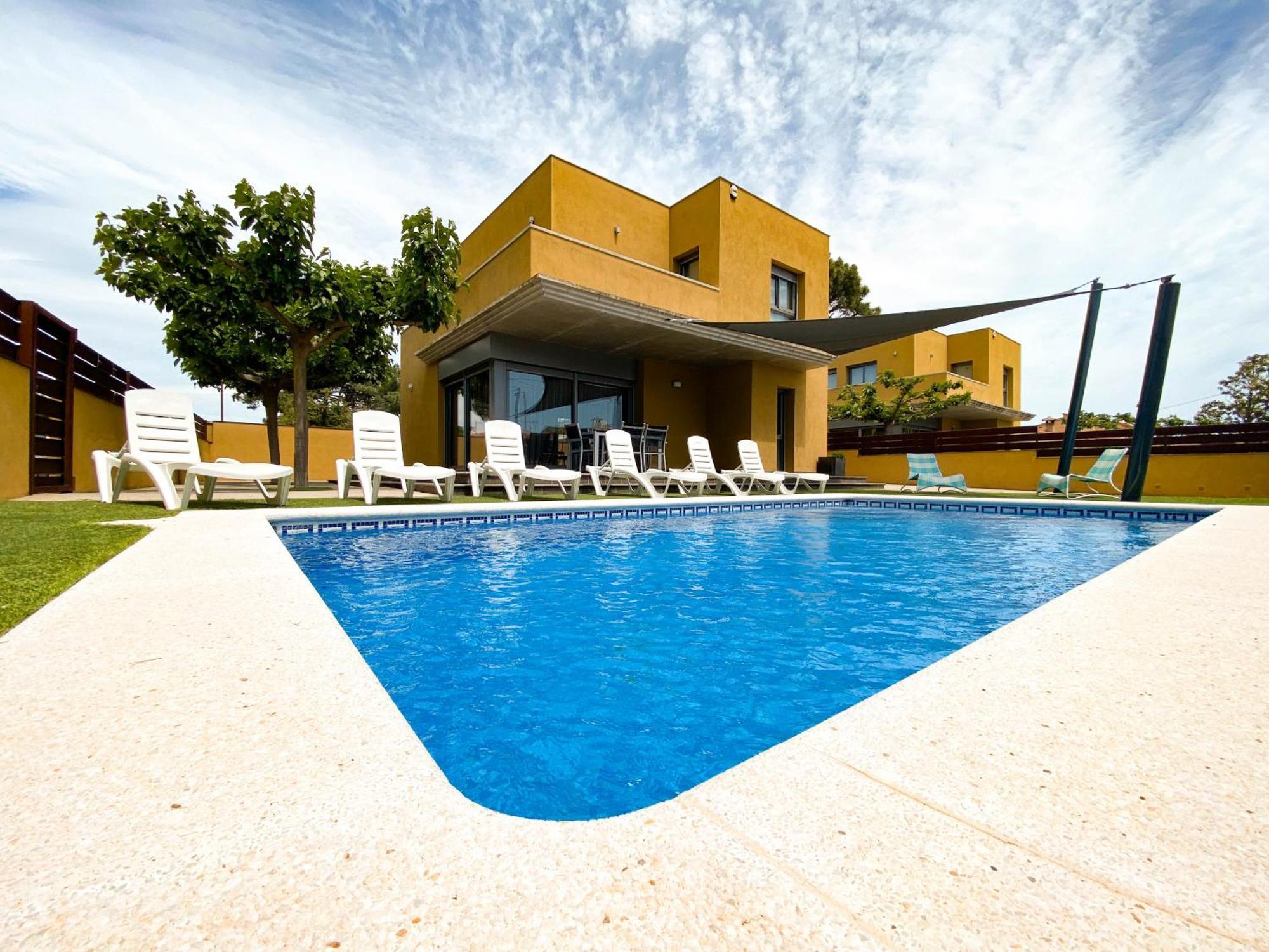 Villa Alegria L' Escala Exteriör bild